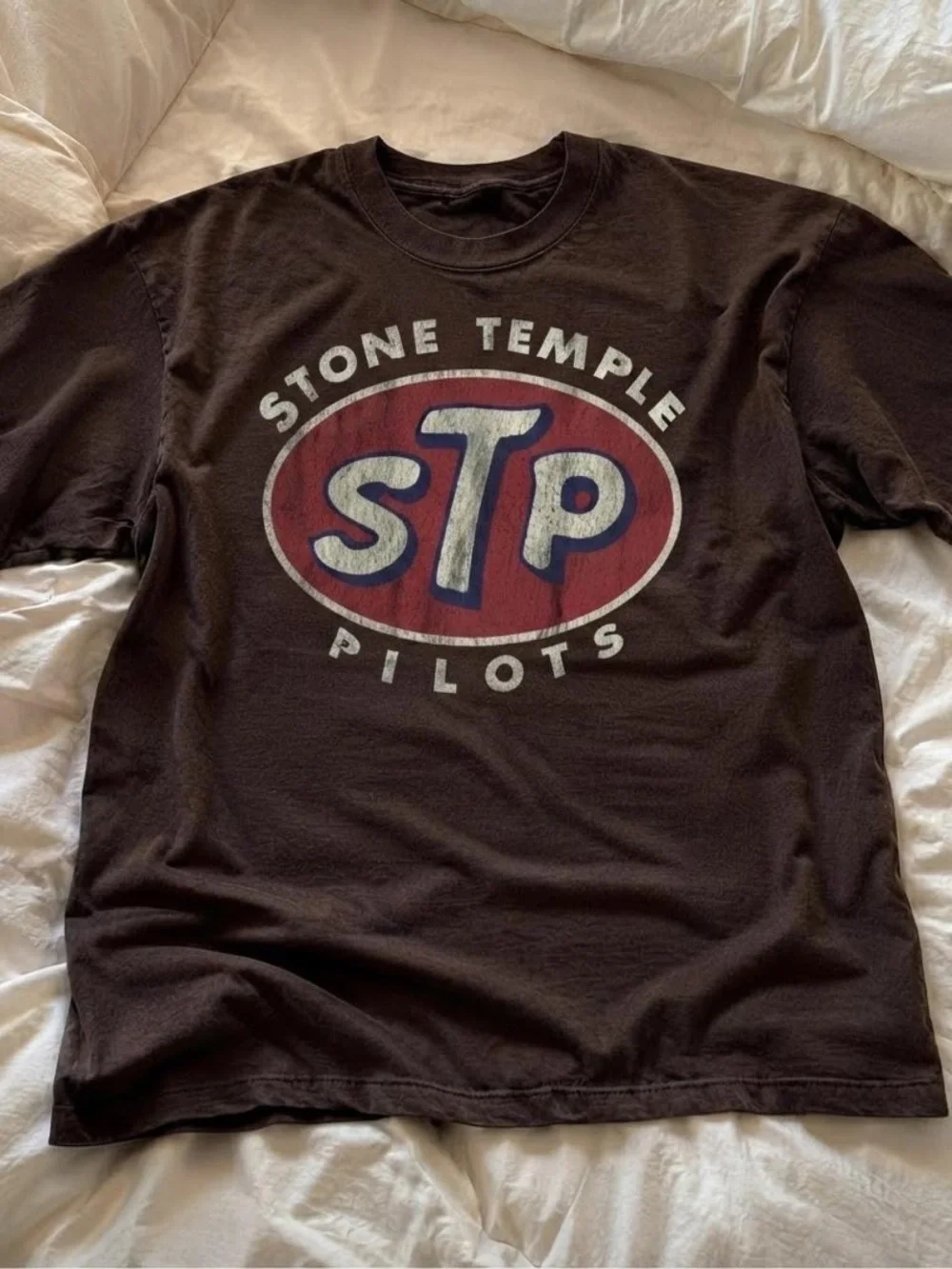 Gildan Brown Stone Temple Pilots STP Graphic Tee